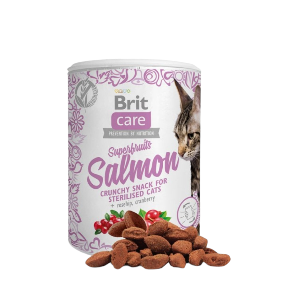 Brit Care Superfruits Salmon – Хрупкави лакомства за стерилизирани котки, 100 грама
